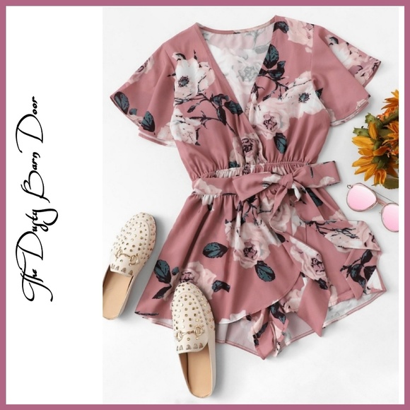 LAST ONE! Pink Floral Romper - Picture 2 of 8